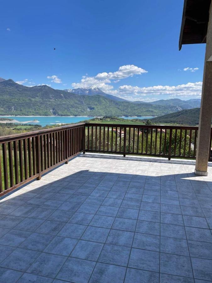 Appartement T3 Avec Vue Sur Le Lac Chorges Bagian luar foto