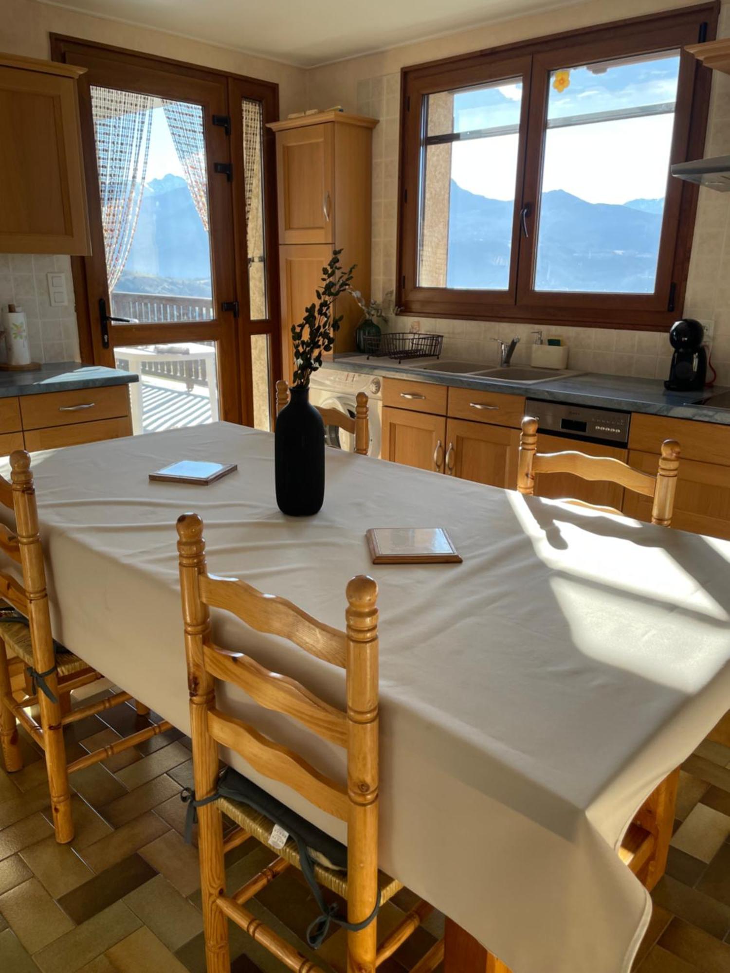 Appartement T3 Avec Vue Sur Le Lac Chorges Bagian luar foto